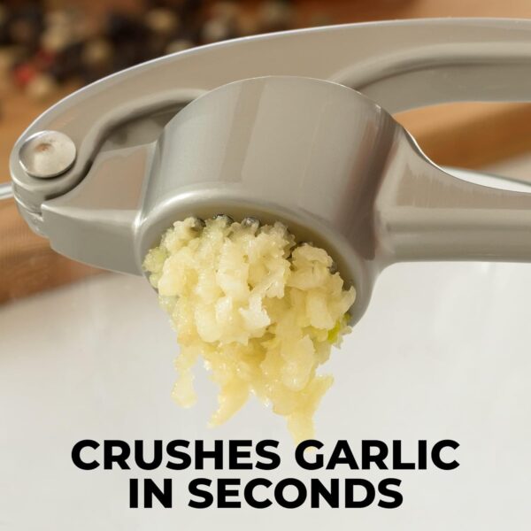 Premium Garlic Press Set – Rust-Proof & Dishwasher Safe - Image 4